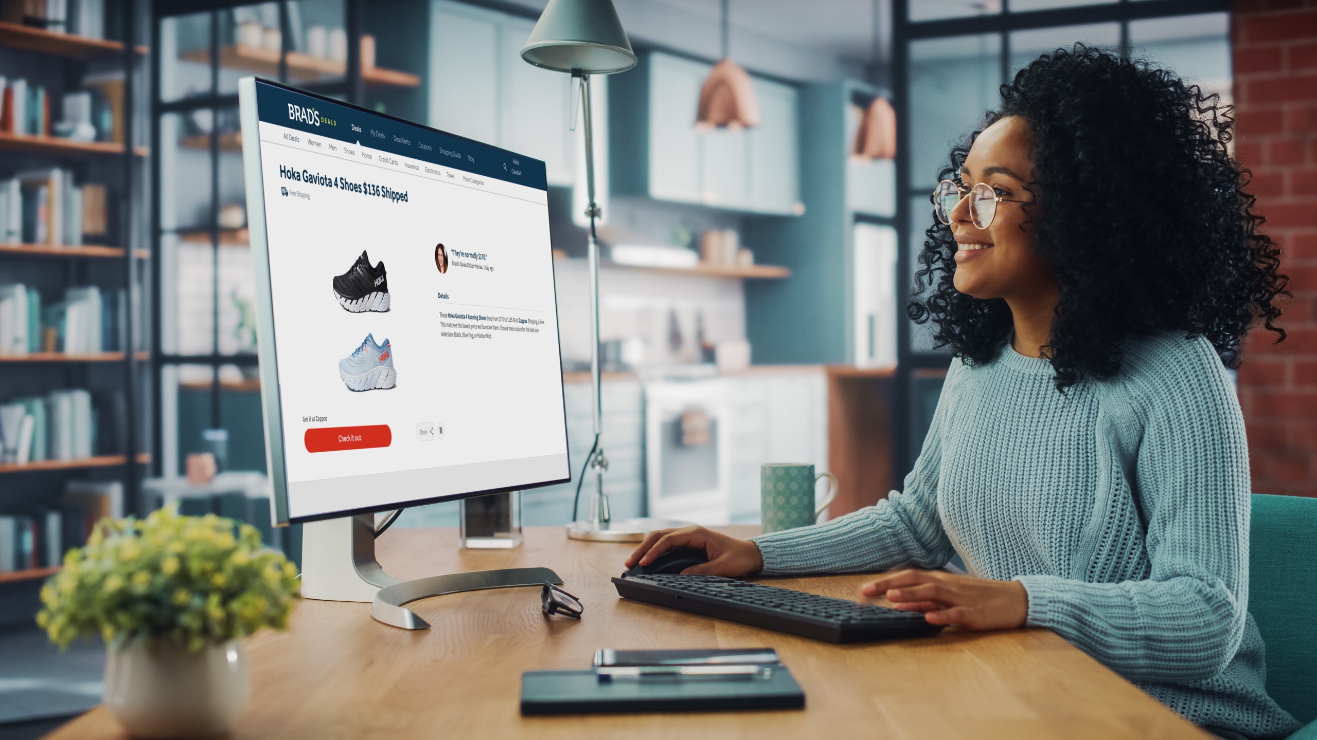 woman online shopping