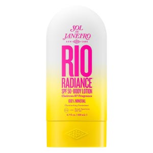 Sol de Janeiro Rio Radiance SPF 50 is a 100% mineral body lotion with broad-spectrum UVA/UVB protection and a Cheirosa 87 fragrance. Packaging is 200 ml (6.7 fl oz) and highlights its illuminating sunscreen properties.