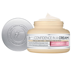 It Cosmetics Confidence in a Cream is a transforming moisturizing super cream for all skin types, featuring anti-aging properties.