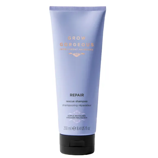 Grow Gorgeous Repair Rescue Shampoo is designed to restore and strengthen hair, offering suppleness and revitalization. The bottle contains 250 ml (8.4 US fl oz).