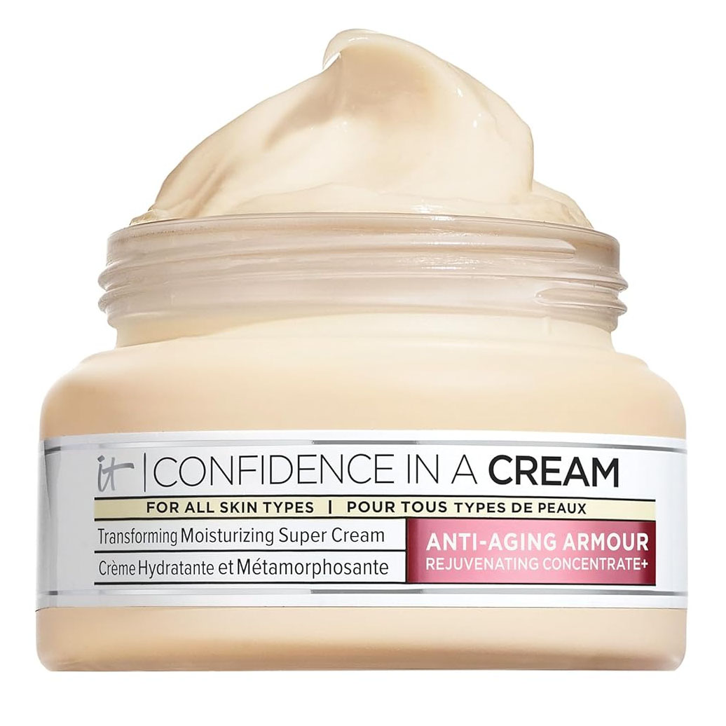 It Cosmetics Confidence in a Cream is a moisturizing super cream for all skin types, featuring Anti-Aging Armour with a rejuvenating concentrate.