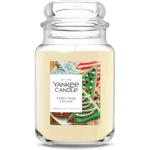 Yankee Candle jar featuring the \“Christmas Cookie\“ scent, noted for its room-filling fragrance with a holiday theme.