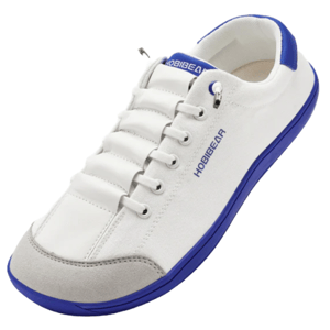 White sneaker with blue accents, including the sole and heel, featuring the brand name \“HOBIBEAR\“ on the side and tongue. It has a suede-like toe cap and a lace-up design.