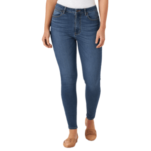 Wrangler Skinny Jeans feature a dark blue wash with a high waist and classic five-pocket design. They are shown with brown slip-on shoes.
