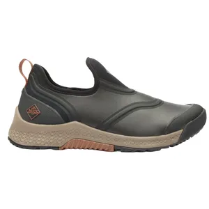 Men's slip-on waterproof shoe, featuring a gray upper with a brown sole and pull tab, branded with \“Muck.\“ Ideal for outdoor use and durable in wet conditions.