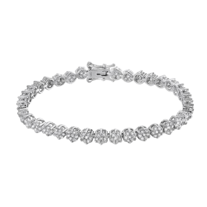 A white gold tennis bracelet featuring a continuous line of round-cut diamonds, secured with a clasp.