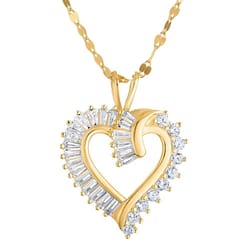 A heart-shaped pendant with alternating gold and diamond patterns hangs from a textured gold chain.