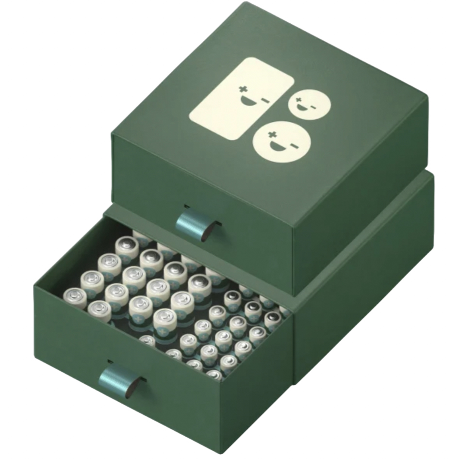 A green organizer case containing 92 cylindrical batteries is shown. The case has a pull-out drawer with a graphic of two faces on the lid.