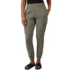 Olive green cargo joggers with an elastic waistband and cuffs, featuring side pockets. Paired with black slide sandals.