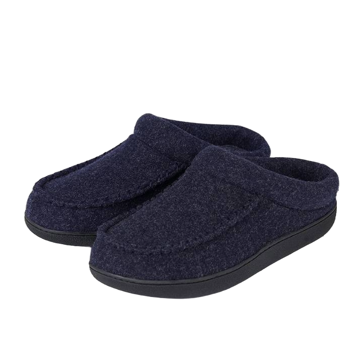 Dark blue fleece slip-on slippers with black soles, designed for comfort and indoor use.
