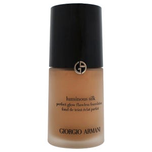 Giorgio Armani Luminous Silk Foundation is a liquid foundation known for its lightweight texture and ability to create a radiant, silky finish. It provides buildable coverage for a natural, luminous look.