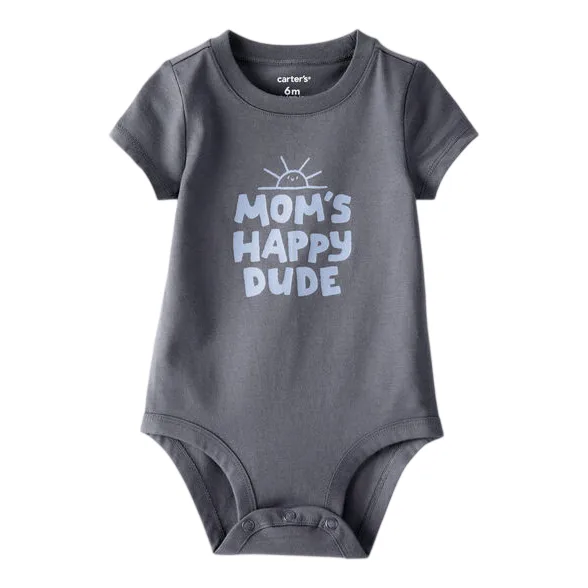 Gray baby onesie with short sleeves, featuring the text \“Mom's Happy Dude\“ in a playful font and a small sun graphic above. Suitable for 6-month-olds.
