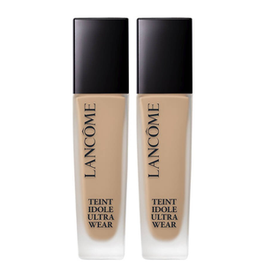 Lancôme Teint Idole Ultra Wear Foundation Duo features two bottles of long-lasting liquid foundation with a matte finish, designed for full coverage.