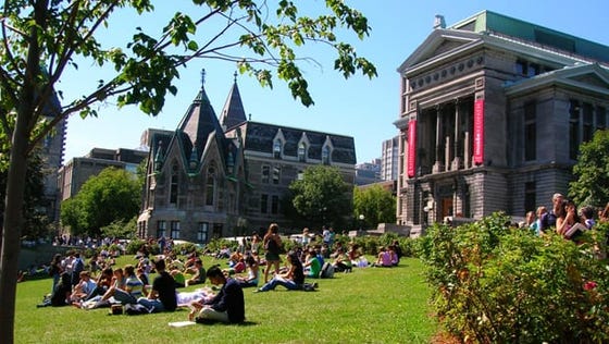 100 Stores Offering Discounts for College Students