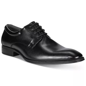 Black leather dress shoe with closed lacing, featuring a sleek design and a low heel.