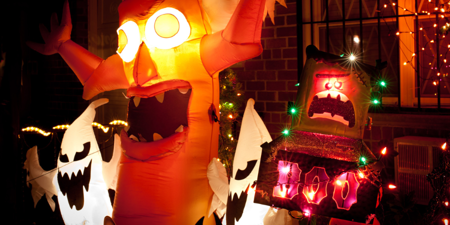 Outdoor Halloween decorations
