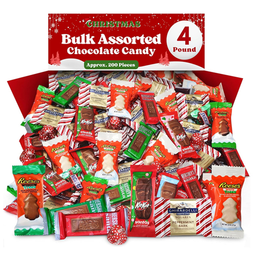 A Christmas-themed assortment of bulk chocolate candies, approximately 200 pieces, weighing 4 pounds, featuring brands like Reese's, Kit Kat, and Ghirardelli.