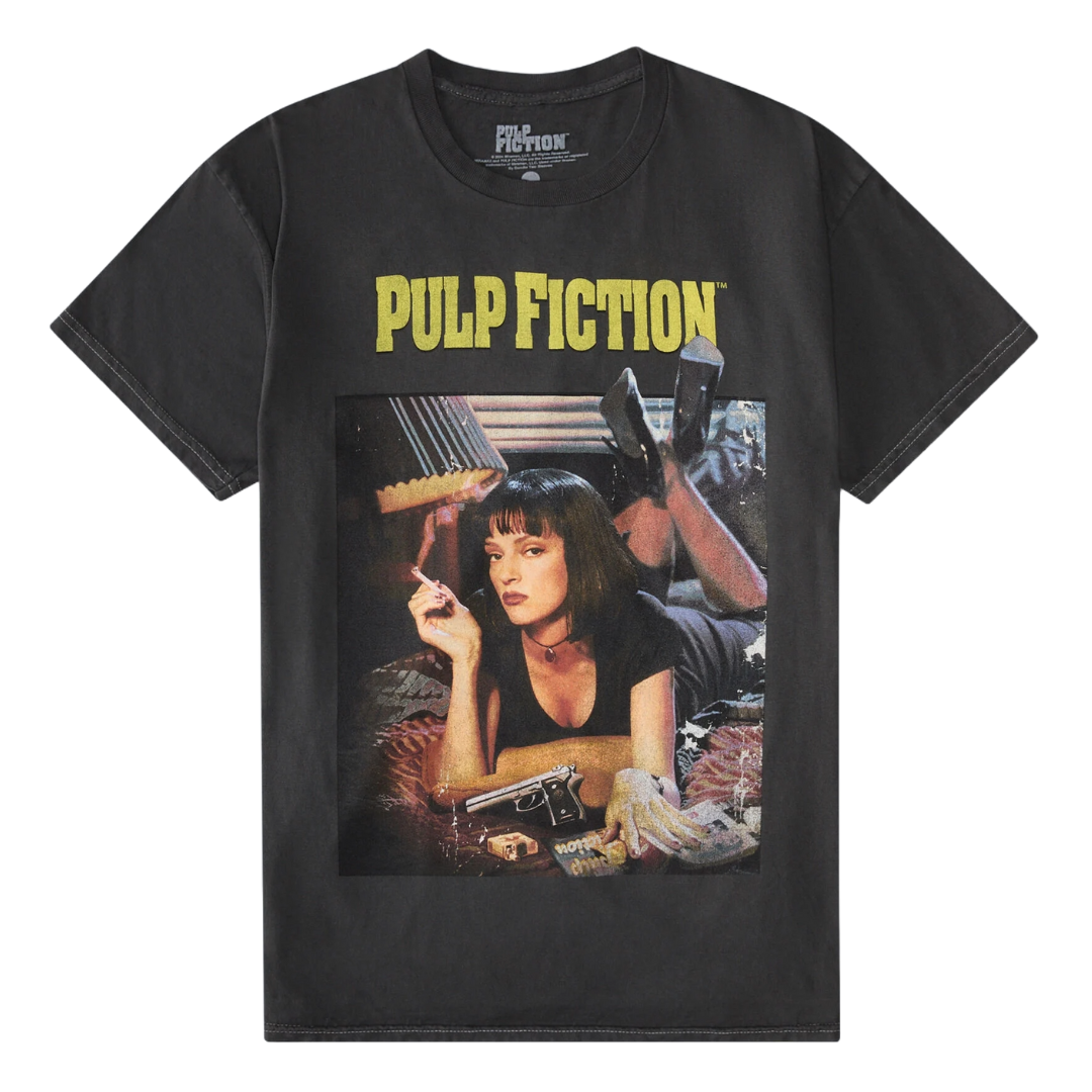 Black T-shirt featuring the iconic \“Pulp Fiction\“ logo and a graphic of a woman lying down with a cigarette and a gun nearby.