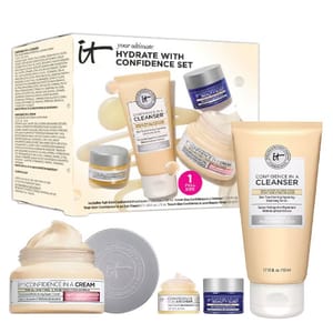 IT Cosmetics \“Your Ultimate Hydrate With Confidence Set\“ includes Confidence in a Cleanser (150 ml), Confidence in a Cream, Confidence in an Eye Cream, and a small jar of Beauty Sleep Night Cream.