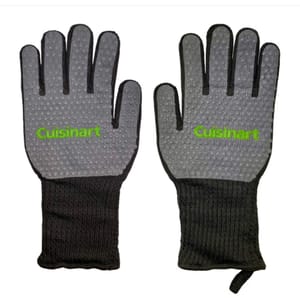 Heat-resistant cooking gloves with non-slip silicone grip and \“Cuisinart\“ logo. Designed for grilling or baking, featuring extended cuffs for added protection.