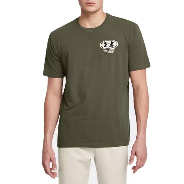 Olive green short-sleeve T-shirt with a small Under Armour logo and \“Crew\“ text on the left chest, paired with light beige pants.