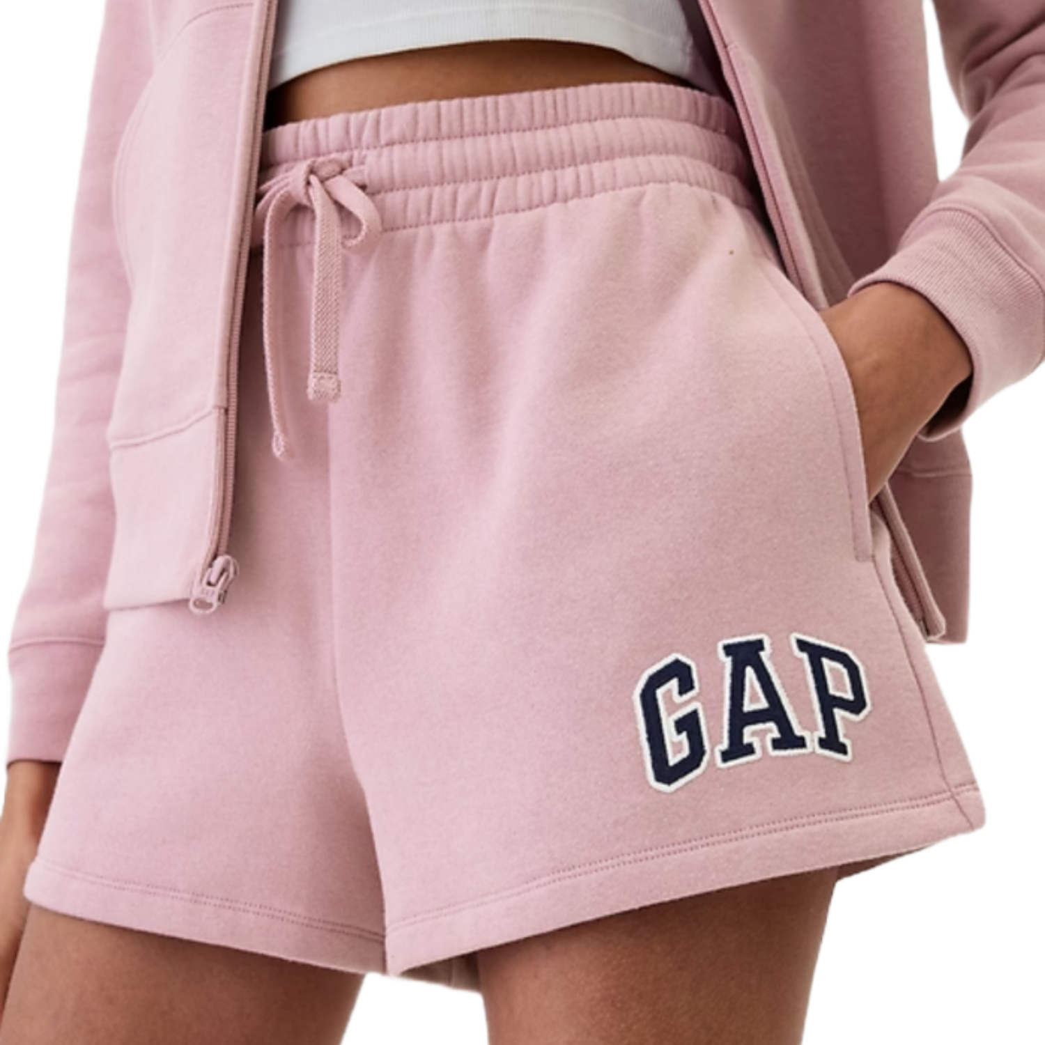 Pink casual shorts featuring an elastic waistband with drawstring, pockets, and \“GAP\“ branding on the left leg, suitable for casual wear.